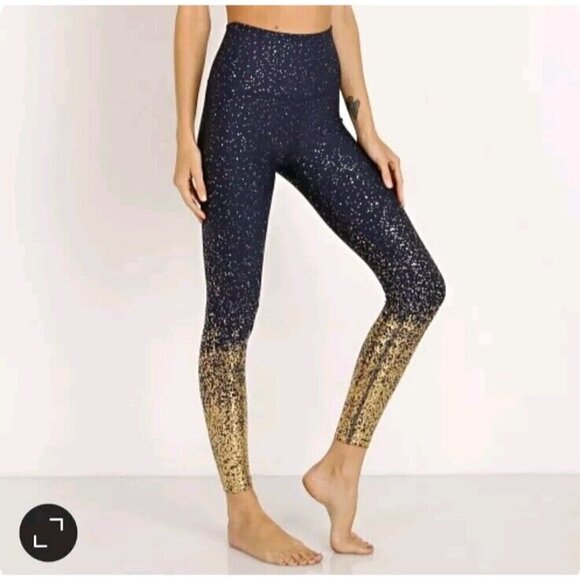 Beyond Yoga High Waisted Alloy Ombre Midi Legging Navy & Gold Women's Size S - Picture 7 of 14